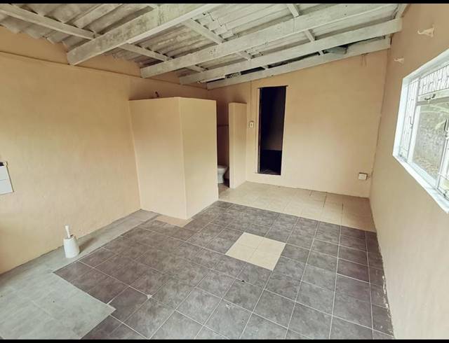 1 BEDROOM PROPERTY TO RENT IN MOSELEY